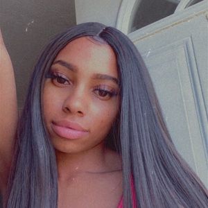 Meet your Posher, Cheyenne